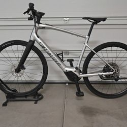 2023 Specialized Turbo Vado SL 5.0 E-Bike Size L