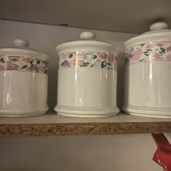 Cookie jar