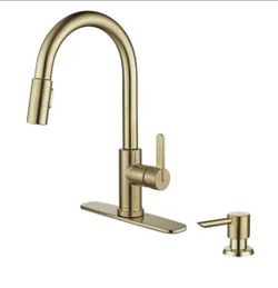Glacier Bay Paulina Brushed Gold 16.53" High 1 Handle P/Down Sprayer Kitchen Faucet with 360° Swivel Spout & Soap Dispenser