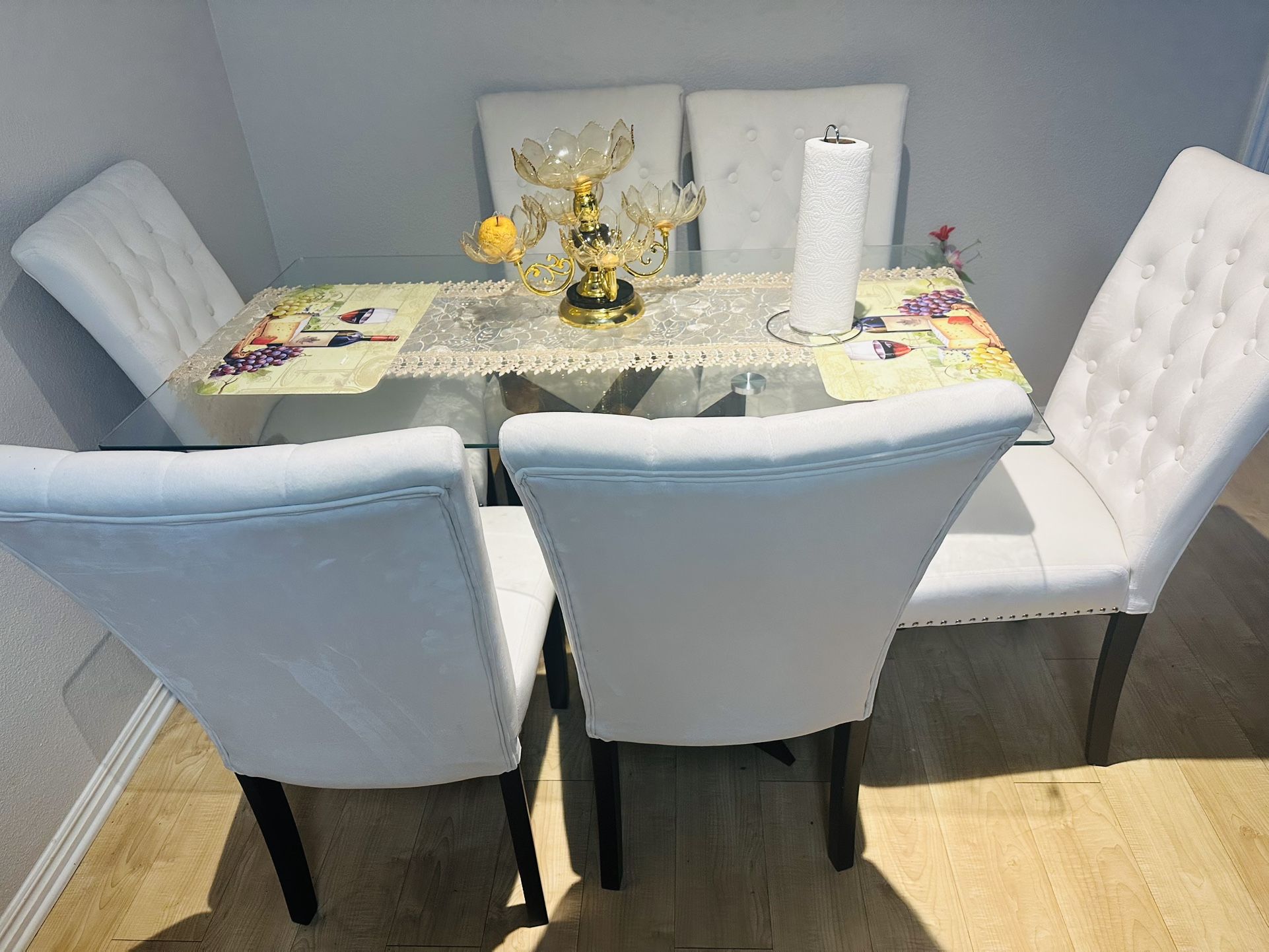 Dinning Table