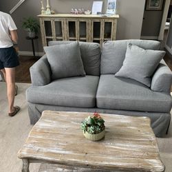Loveseat - Like New