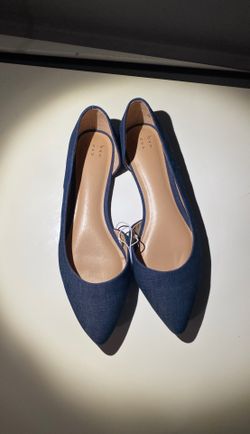 And new day brand new women’s size 9 flats