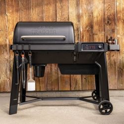 Traegar Woodbride Pro