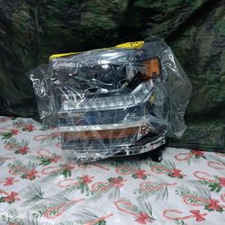 2016-18 Chevy Silverado Left Headlight W/Module 