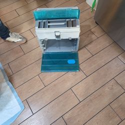 Play no fishing tackle box