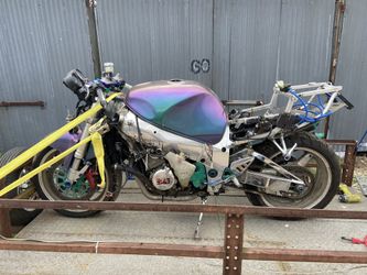 1997 Suzuki gxsr 750 no title