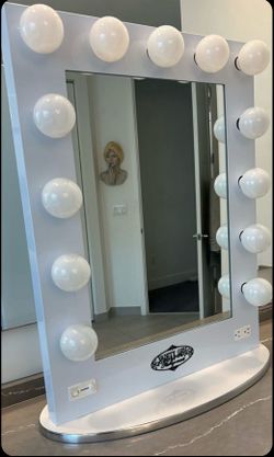 Glamour Hollywood Vanity Mirror