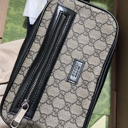 Gucci Fanny Pack 