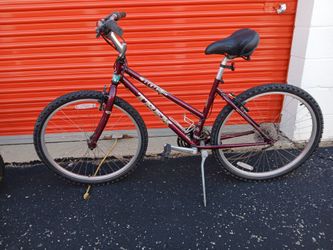 Trek 800 Sport Womens Mountain Bike