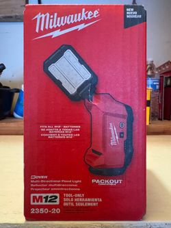 M12 ROVER Multi-Directional Flood Light w/ PACKOUT Compatibility (Tool-Only)