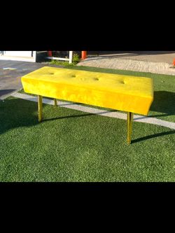 Bench yellow with gold legs