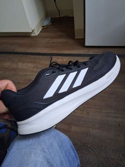 Adidas Otholite running shoes
