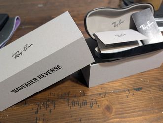 Ray Ban
