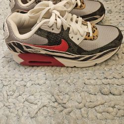 Nike Air Max 90 LTR Youth 4.5 Kids