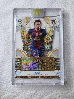 Xavi topps crown legends auto.