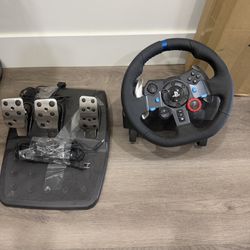 PlayStation Wheel And Pedals 