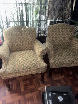Great Condition Antique Sofa Chairs