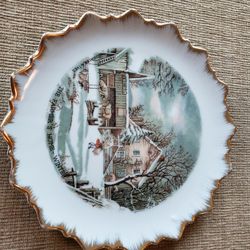 Vintage Currier and Ives The Homestead In Winter 7" Plate

