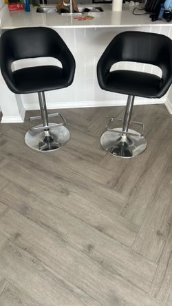 Bar stool