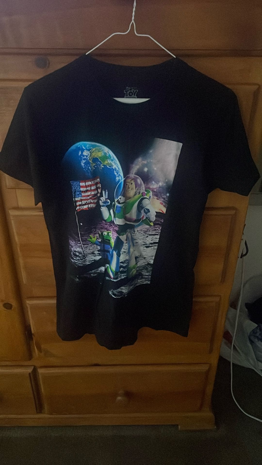 Buzz Lighter T-shirt Size Small