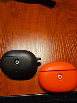 Beat Air pods