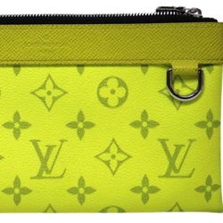Louis Vuitton Pochette Clutch Bag Acid Yellow WOMEN UNISEX GIFT HOLIDAYS 