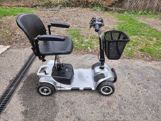 Vive 4-Wheel Mobility Scooter