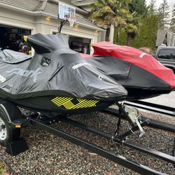 2 Jet Skis and Trailer For Sale 2020 SEA-DOO SPARK® TRIXX™ 3-UP ROTAX® 900 H.O. ACE™ IBR & SOUND SYSTEM