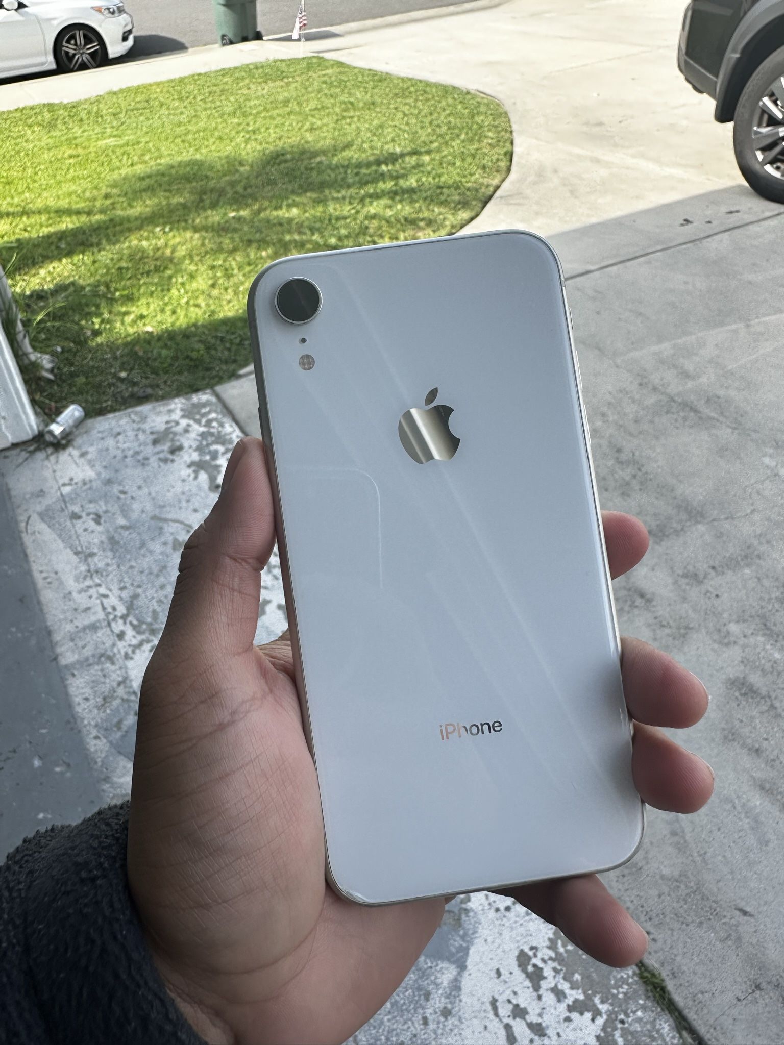 iPhone Xr (Locked) For Parts