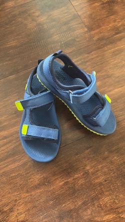 Kids sandals