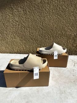Yeezy slides 