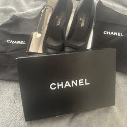 Chanel pumps