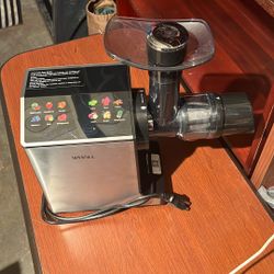 WHALL Cold Press Slow Juicer – Masticating Juicer (Works Great) 
