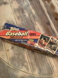 Topps 1993 complete set (series one and two) in new condition.