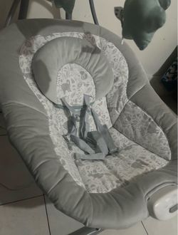 Baby swing