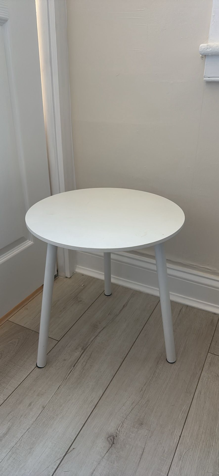 Adorable White Small Side Table