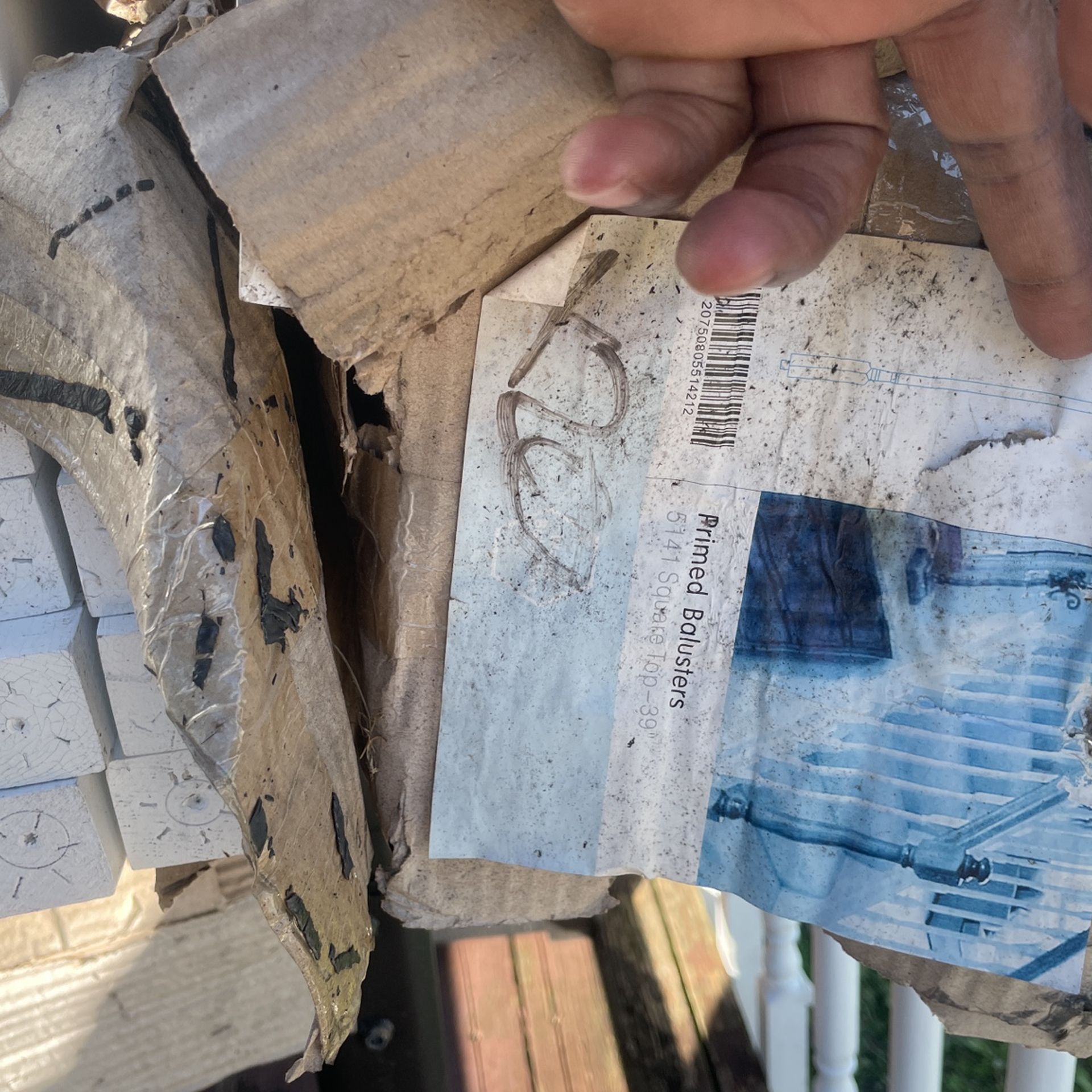 Primed Balusters 5141, Wood Balusters 1’3/4 ,