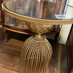 Gold Medal Tassel Round Table – Mirror Top