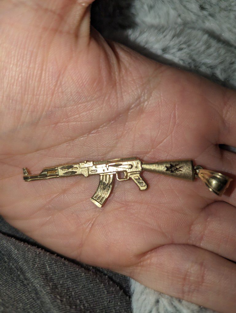 10k Gold AK-47 Pendant 