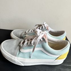 Vans Women’s Shoes 7,5