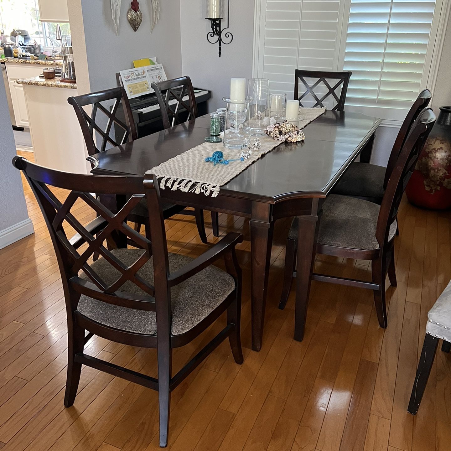 Lane Dining Table Set With Buffet Table 