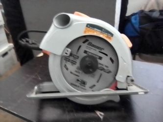 Chicago Electric 7 1/4 Circular Saw 10 Amp 5/8 Arbor