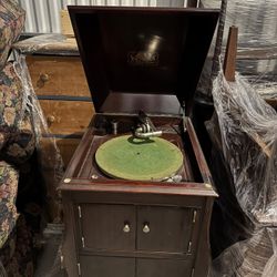 Gramophone 
