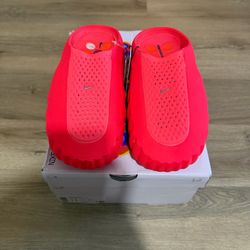 Nike Mind 001 Solar Red