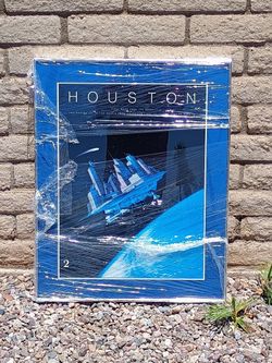 HOUSTON GLASS PICTURE FRAME WALL DECOR