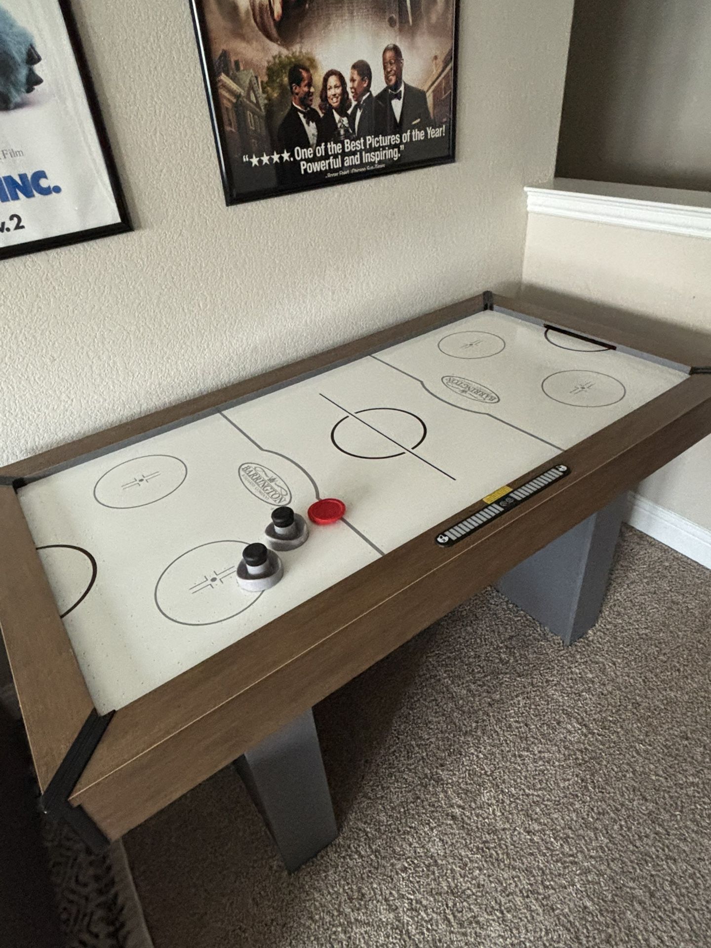 Air Hockey Table