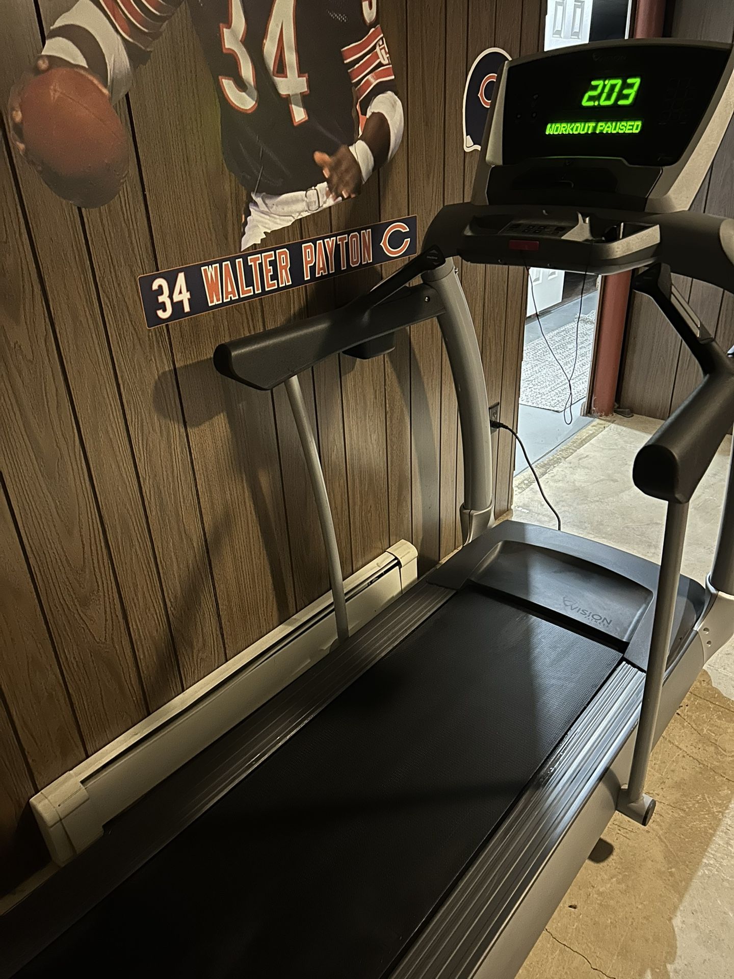 Treadmill T-40