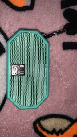 Mint color Waterproof speaker