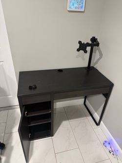 Black Desk with Drawers and Monitor Mount