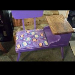 Telephone table frozen theme